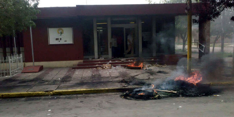 "Cierre" de la Municipalidad de Santa Rosa: la respuesta de los gremios