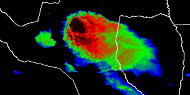 Una fuerte tormenta castigó nuevamente a Santa Rosa