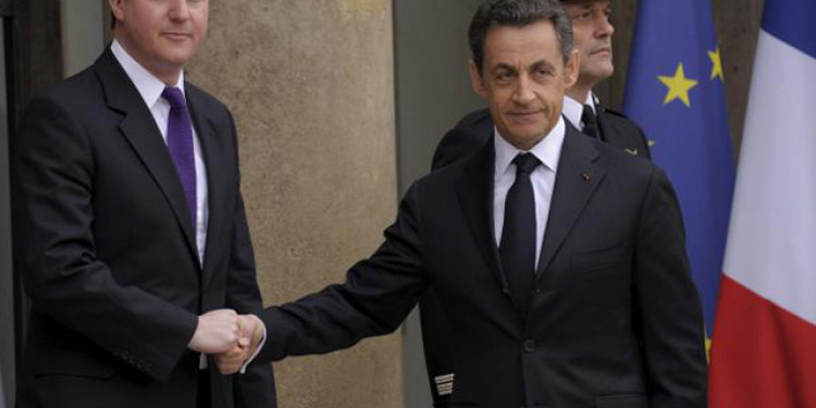 Sarkozy y Cameron llegaron a Libia para reunirse con los líderes de los sublevados contra Kaddafi