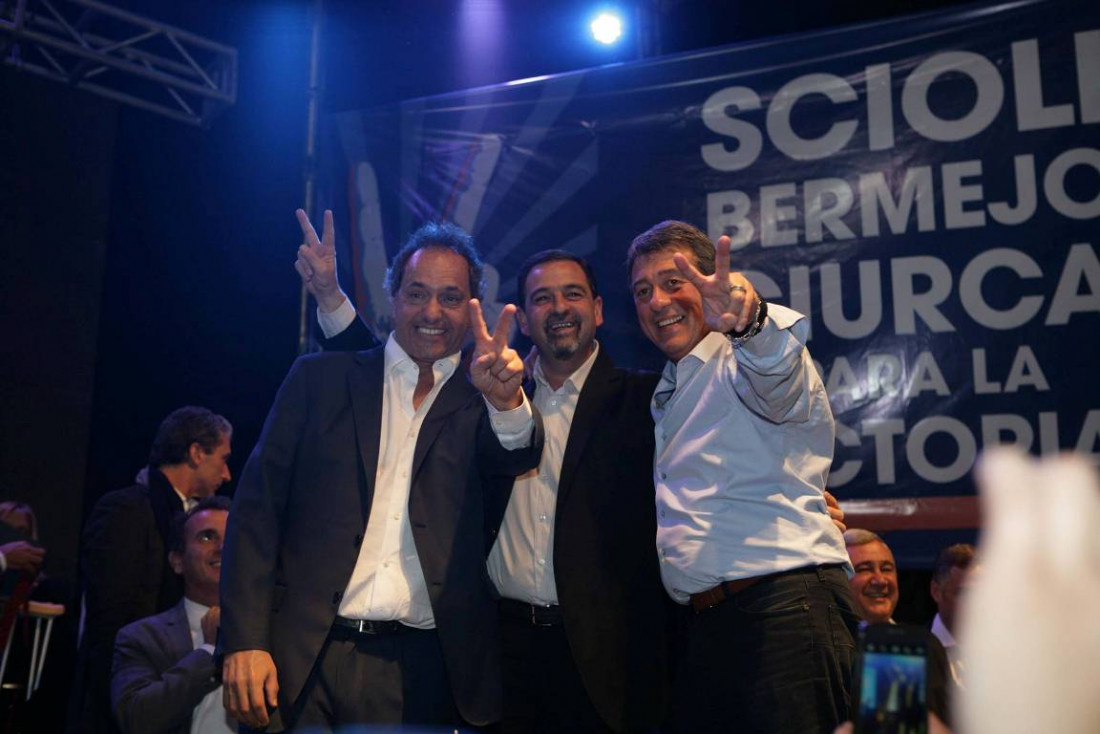 Scioli apoyó a Bermejo y a Ciurca, y prometió casas y el Trasandino