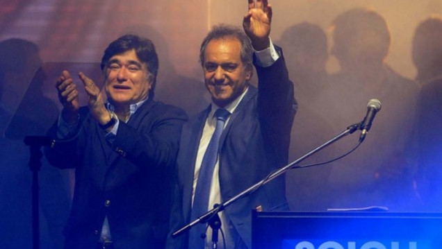 imagen Scioli, en campaña, le dio lugar al balotaje sin decirlo