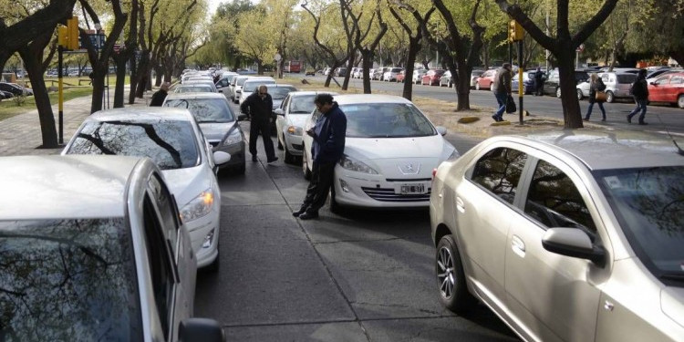 Nueva protesta de los remiseros del aeropuerto