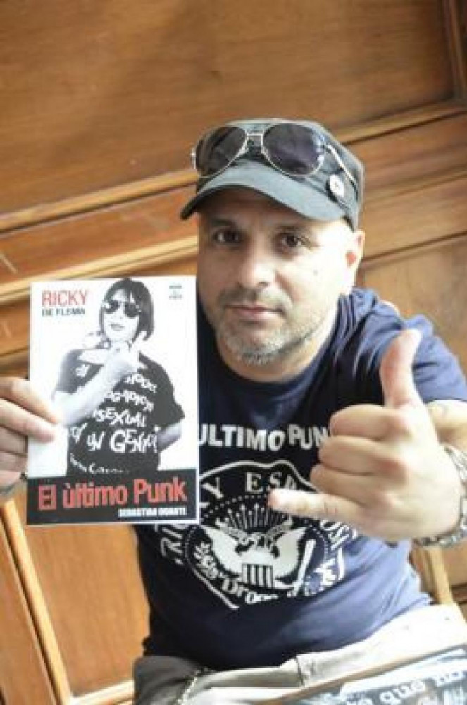 Ricky Espinosa y El último Punk