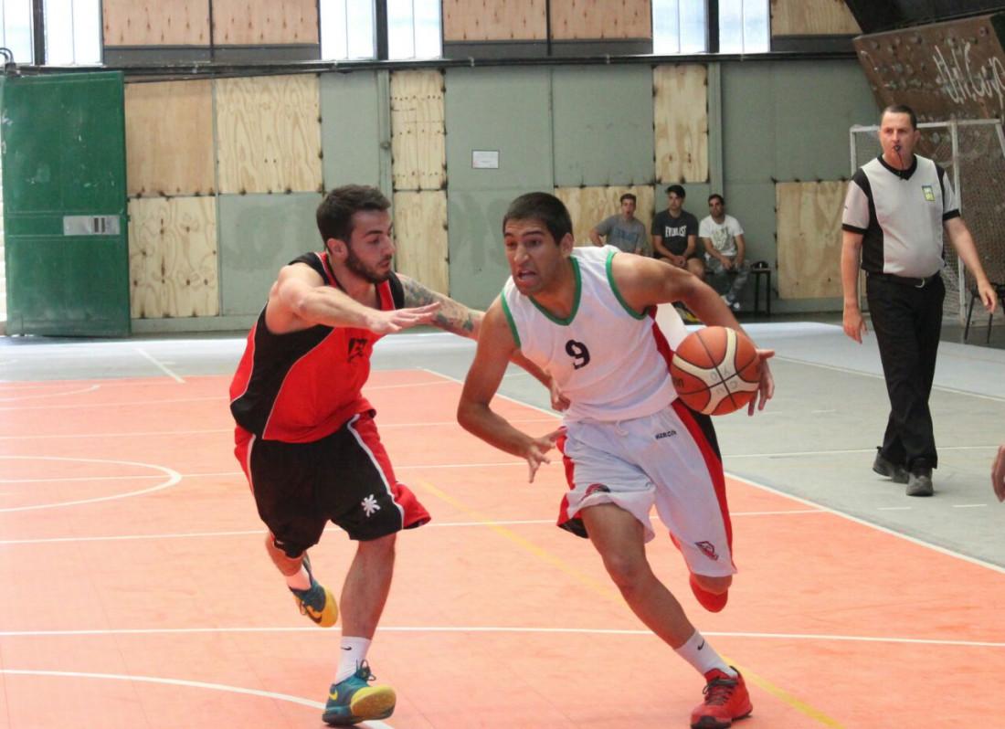 Básquet masculino: El IEF no fue Contreras    