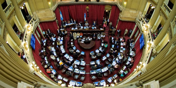 Se calienta la disputa por las comisiones en el Senado