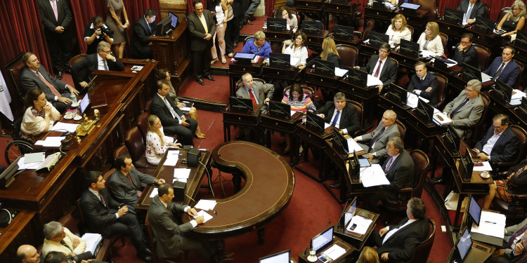 Senadores aprobarán los incentivos a pymes y al sector autopartista