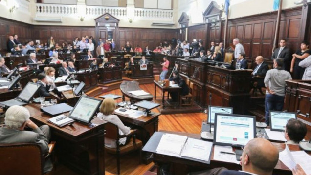 imagen Senado en llamas: hoy discute y vota nueve proyectos de ley