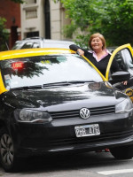 Pronto llegará a Mendoza "SheTaxi", una app para pedir taxis conducidos por mujeres