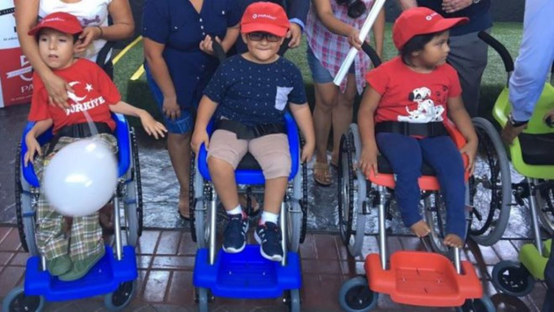 Inclusión: un argentino creó una silla de ruedas de bajo costo