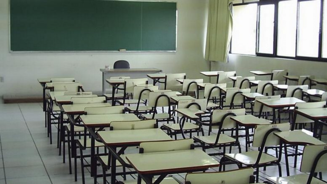 Polémica por el cierre de cursos en las escuelas