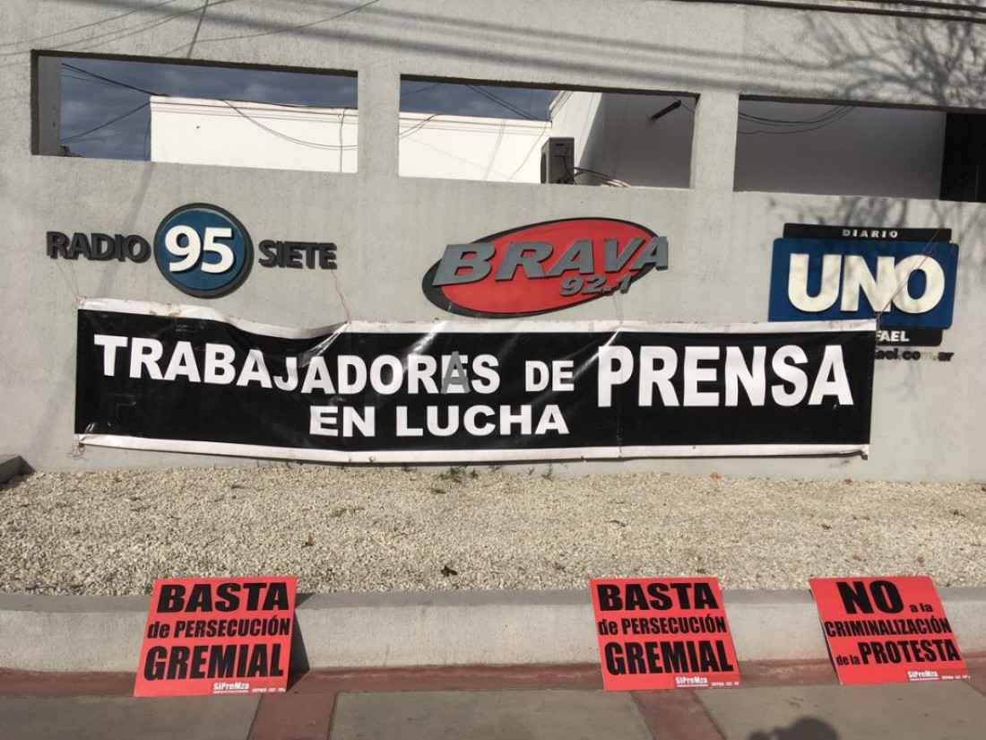 Repudio a los "retiros voluntarios" del Grupo América en Mendoza
