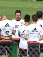 Múltiples ambiciones y una espina en el ojo