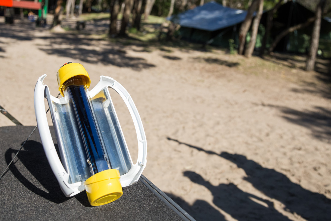 Crearon el primer termo argentino que calienta agua con energía solar