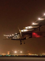 El avión Solar Impulse II completó su vuelta al mundo