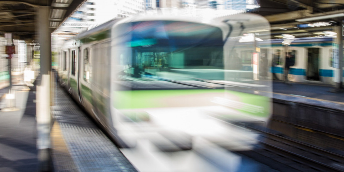 Prueban en el subte de Tokio una app para dejarle el asiento a las embarazadas