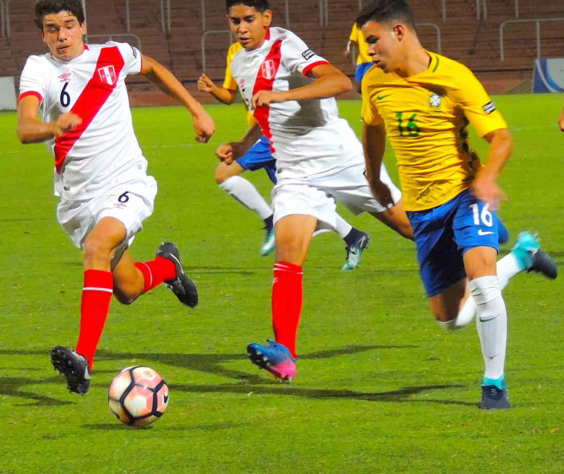 Sudamericano Sub 15: Brasil y Perú son semifinalistas