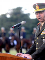 Mauricio Macri relevó al jefe del Ejército 