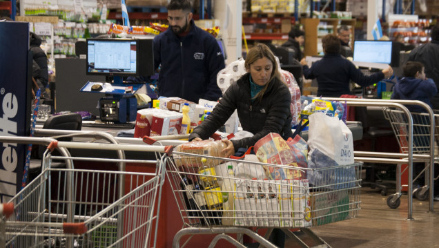 imagen Tres trucos para elegir la fila más rápida en el supermercado