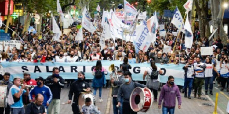 Carina Sedano: "Se multiplicó la participación de los delegados escolares en los plenarios"