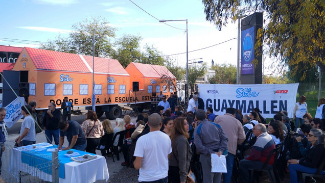 imagen El SUTE pidió por la "unidad" y volvió a apuntar contra Cornejo