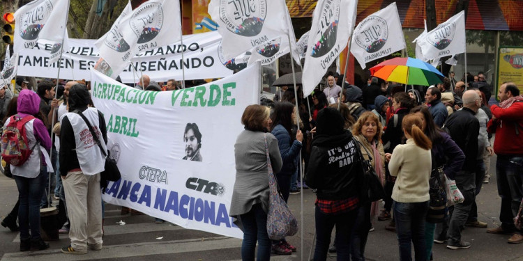 Sindicatos docentes adhieren a un paro nacional