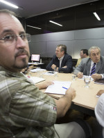 Cornejo podría aumentar el sueldo a los docentes luego de las elecciones