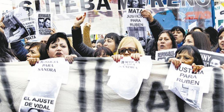 Repudio masivo contra las agresiones a la docente de Moreno