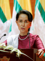 La líder de Myanmar condenó la violencia contra los rohingyas y evalúa su retorno