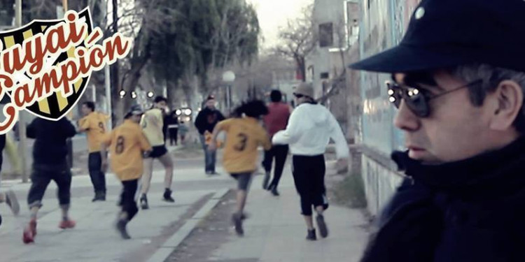 La magia del teatro se mezcla con la del fútbol 