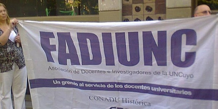 Docentes de FADIUNC paran por 48 horas 