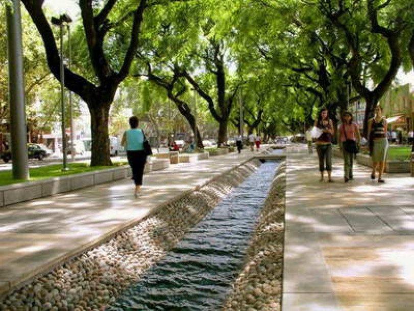 imagen La historia urbana de Mendoza en imágenes