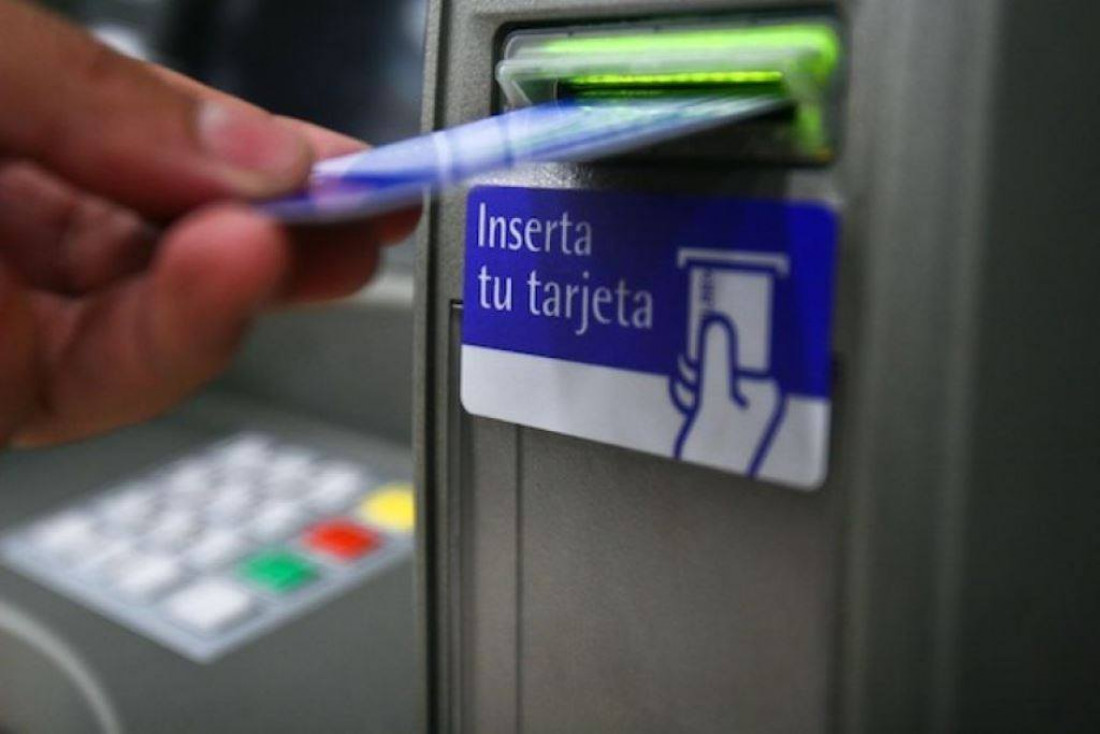 No habrá límites para la extracción de dinero en efectivo fuera del país