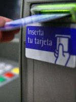 No habrá límites para la extracción de dinero en efectivo fuera del país