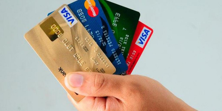 Las ventas con tarjetas de crédito crecieron más del 30 %