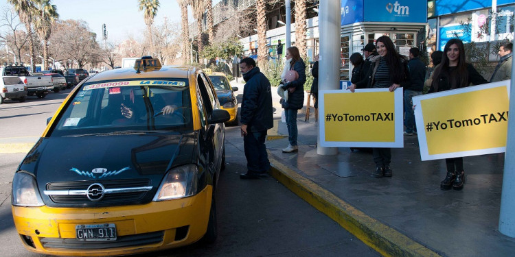 Ley de movilidad: los taxistas presentarán un amparo judicial