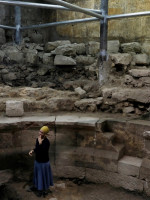 Hallaron un teatro romano debajo del Muro de los Lamentos