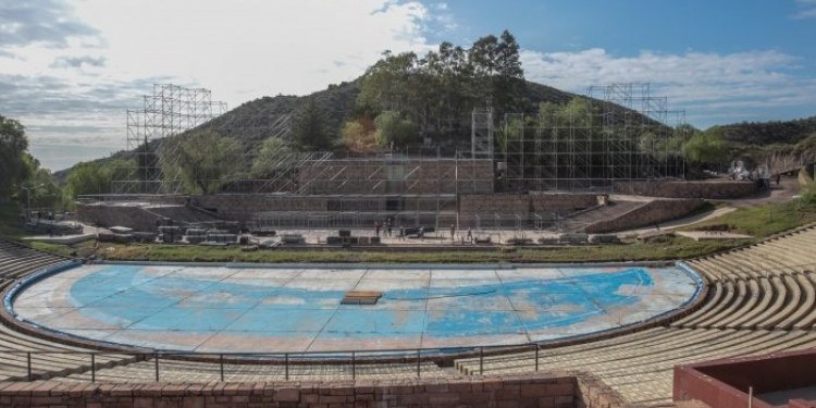 Destinan $ 80 millones a reparar el Teatro Griego Frank Romero Day