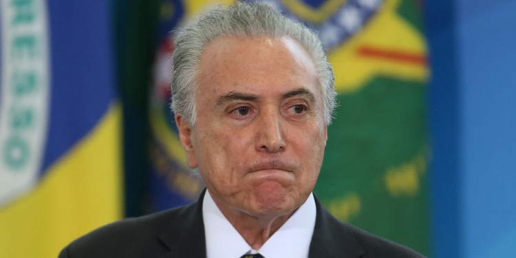 Escándalo en Brasil: el presidente Temer, acusado de avalar sobornos