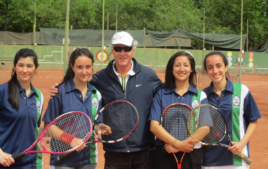 Tenis femenino: Universidad de San Juan fue campeona