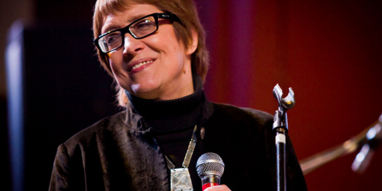 Teresa Parodi llega para hacer campaña electoral