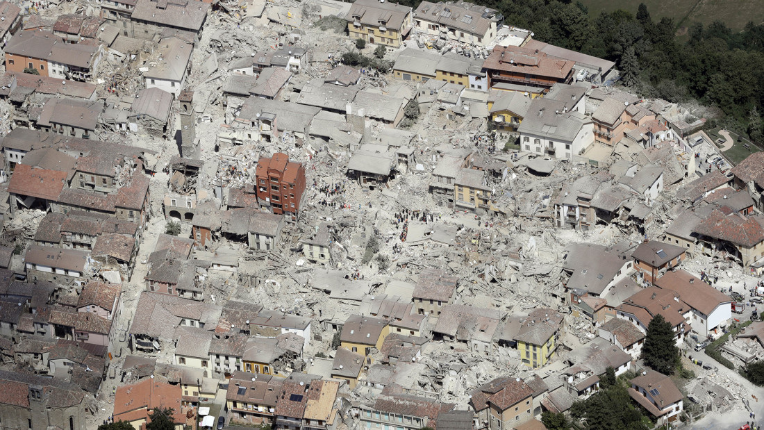 El centro de Italia volvió a ser sacudido por un terremoto, el más intenso desde 1980