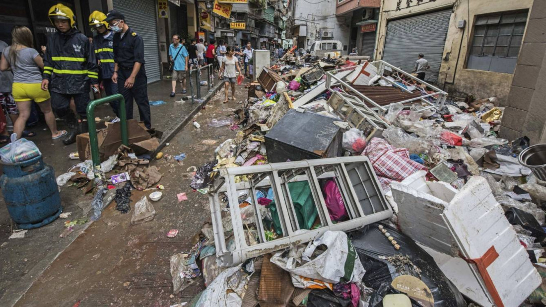 China: Hay 16 muertos y 200 heridos por el tifón Hato