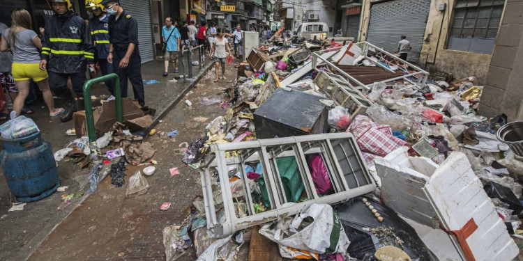 China: Hay 16 muertos y 200 heridos por el tifón Hato