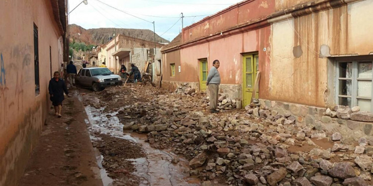 Evalúan los daños en las más de 100 viviendas afectadas por el alud en Tilcara