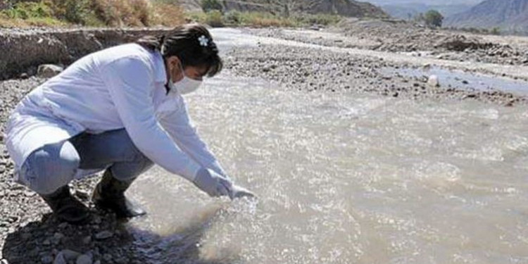 El derrame de la Barrick envenenó el agua de Jáchal