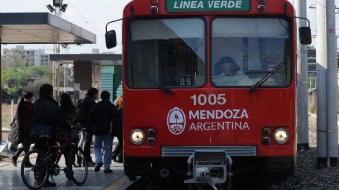 De San Diego a Mendoza: ¿cómo planean traer las 30 "nuevas" duplas del Metrotranvia?