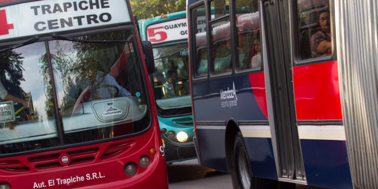 El transporte público para ir a votar es gratis