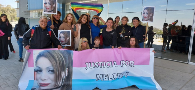 "¡Furia travesti!": antes de la sentencia, militantes y familiares reclamaron justicia por Melody Barrera