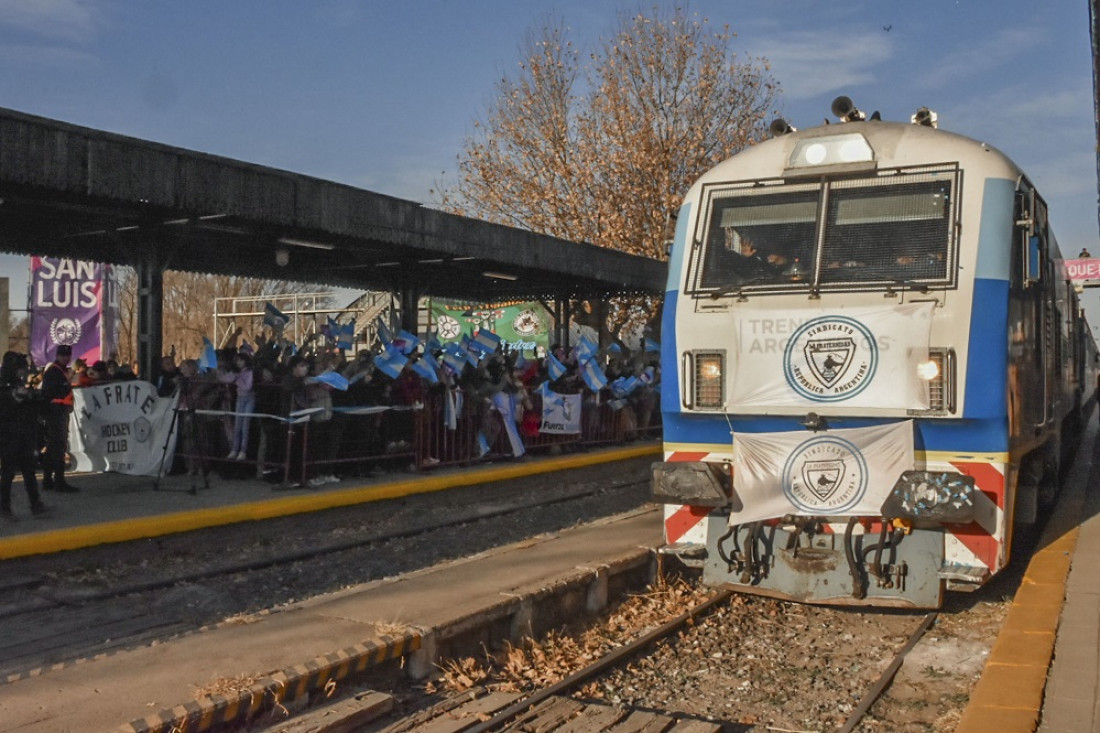 Luego de 30 años, el tren de pasajeros Buenos Aires-Mendoza volverá a circular a fin de año