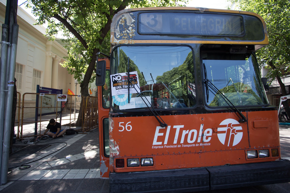 Exempleados de la EPTM aseguran que aún esperan su designación en otras reparticiones